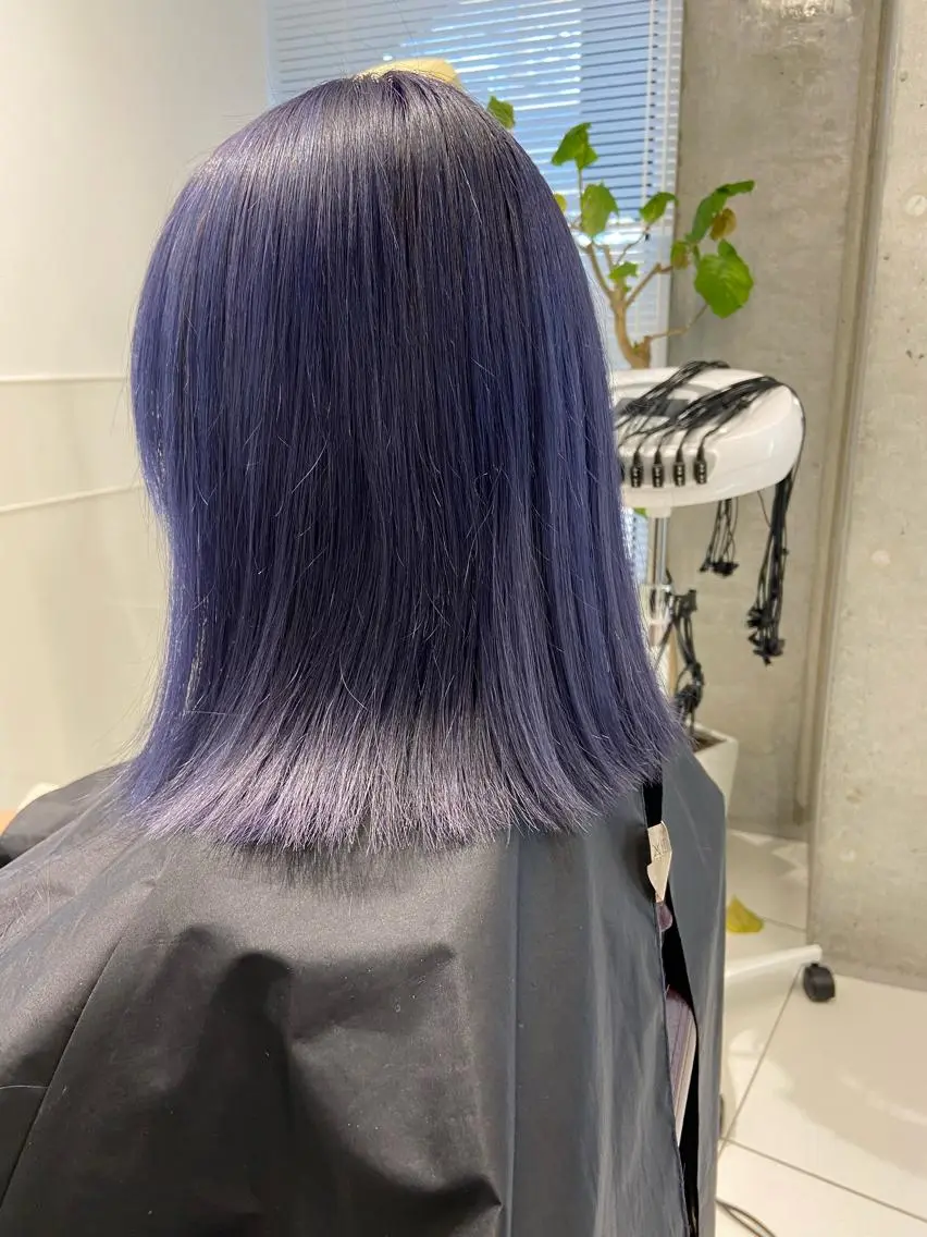 セミロング カラー Amelie yunのヘアスタイル