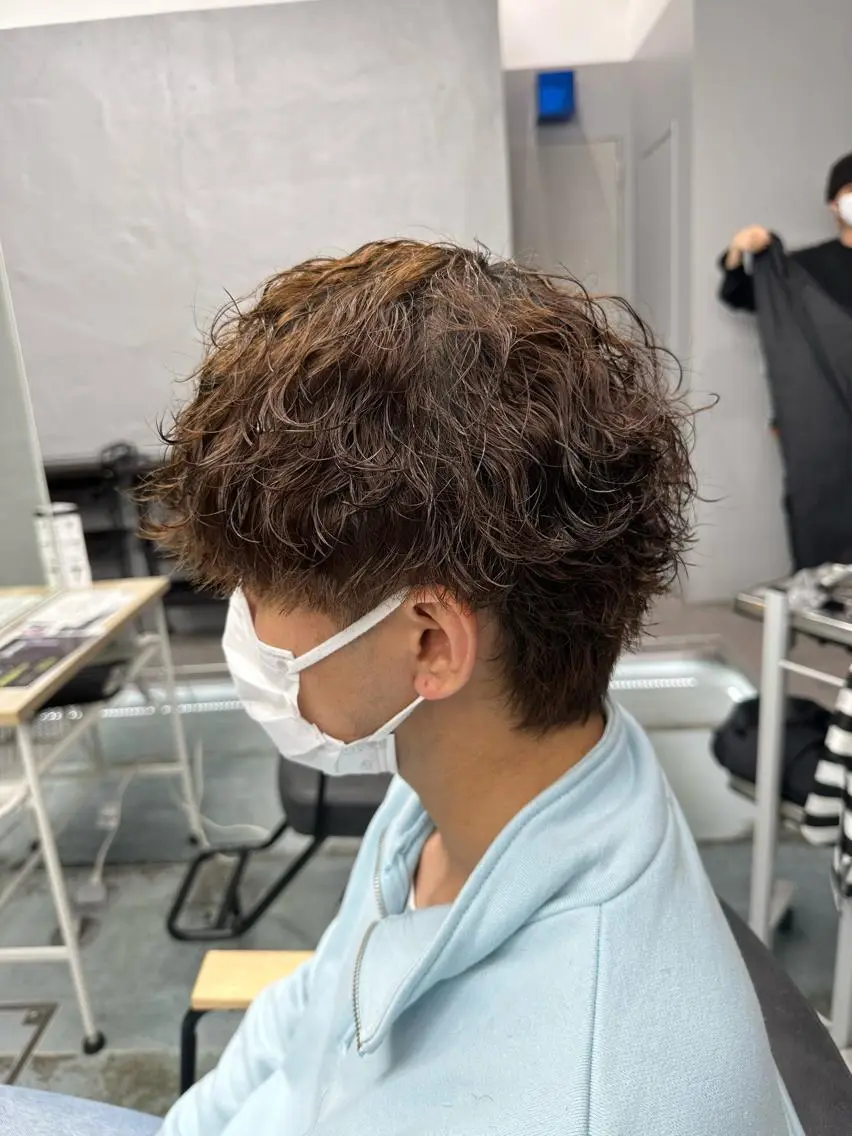 ショート パーマ メンズ 松戸レイヤーカット 塚原悠斗のヘアスタイル