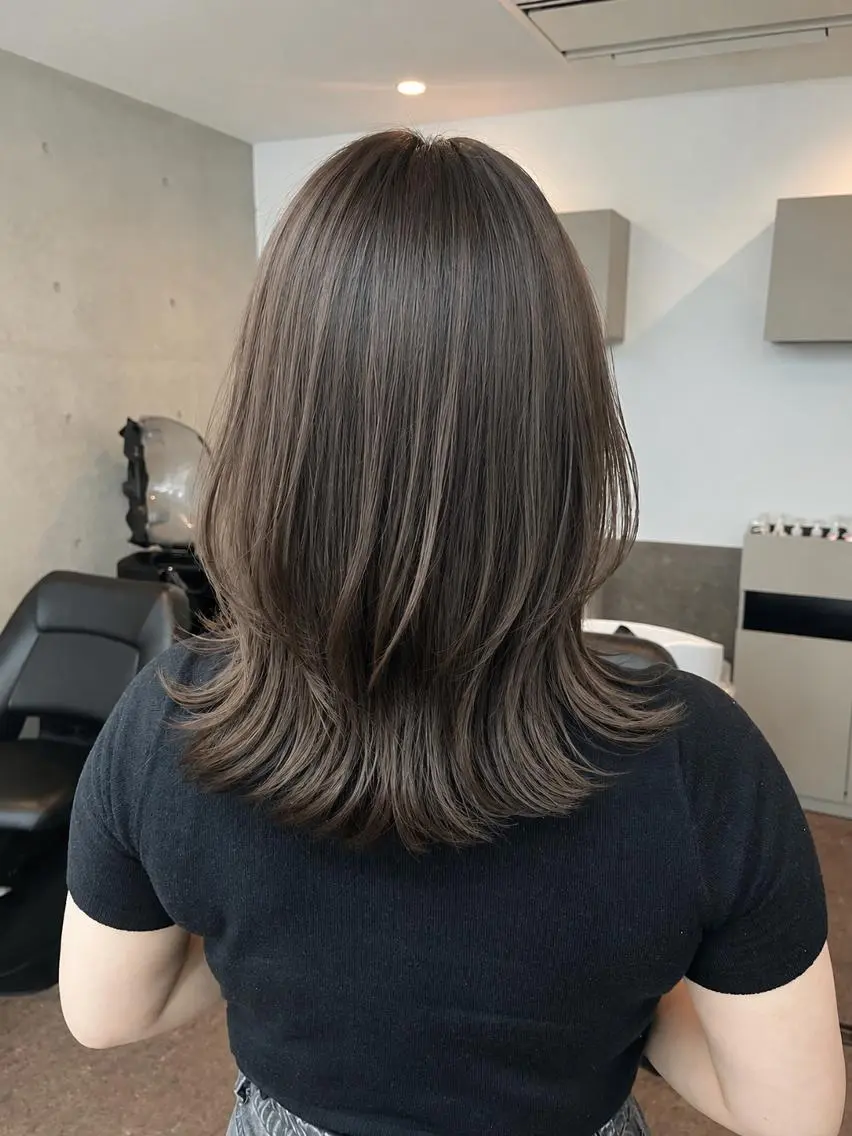 セミロング カラー 中明度/透明感 🥀那波のヘアスタイル