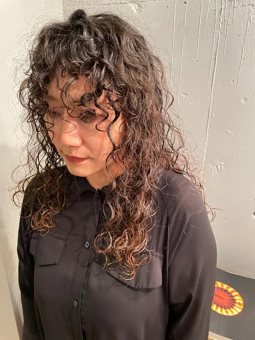 セミロング カラー パーマ ヘアアレンジ メンズ キッズ ネイル マツエク・マツパ メンズパーマ セミロングパーマ カット パーマ トリートメント tatsumi/ボブ ウルフ/レイヤーのヘアスタイル