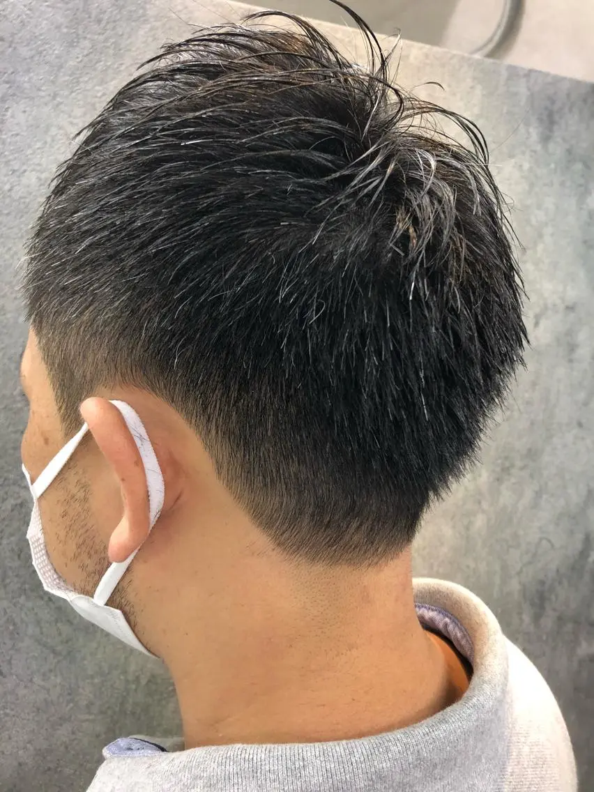 メンズ Noyヨシモト ヒロトのヘアスタイル