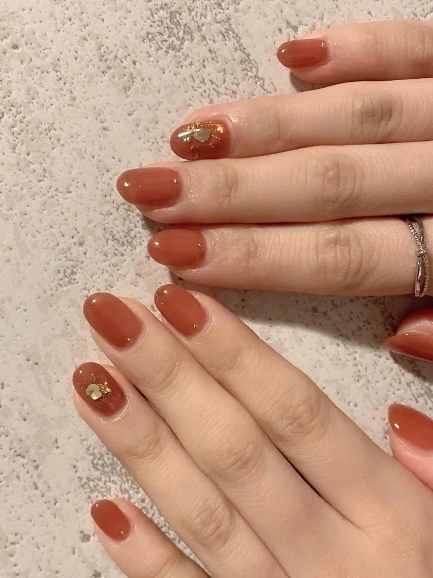 ネイル ネイリスト EMIのネイルデザイン