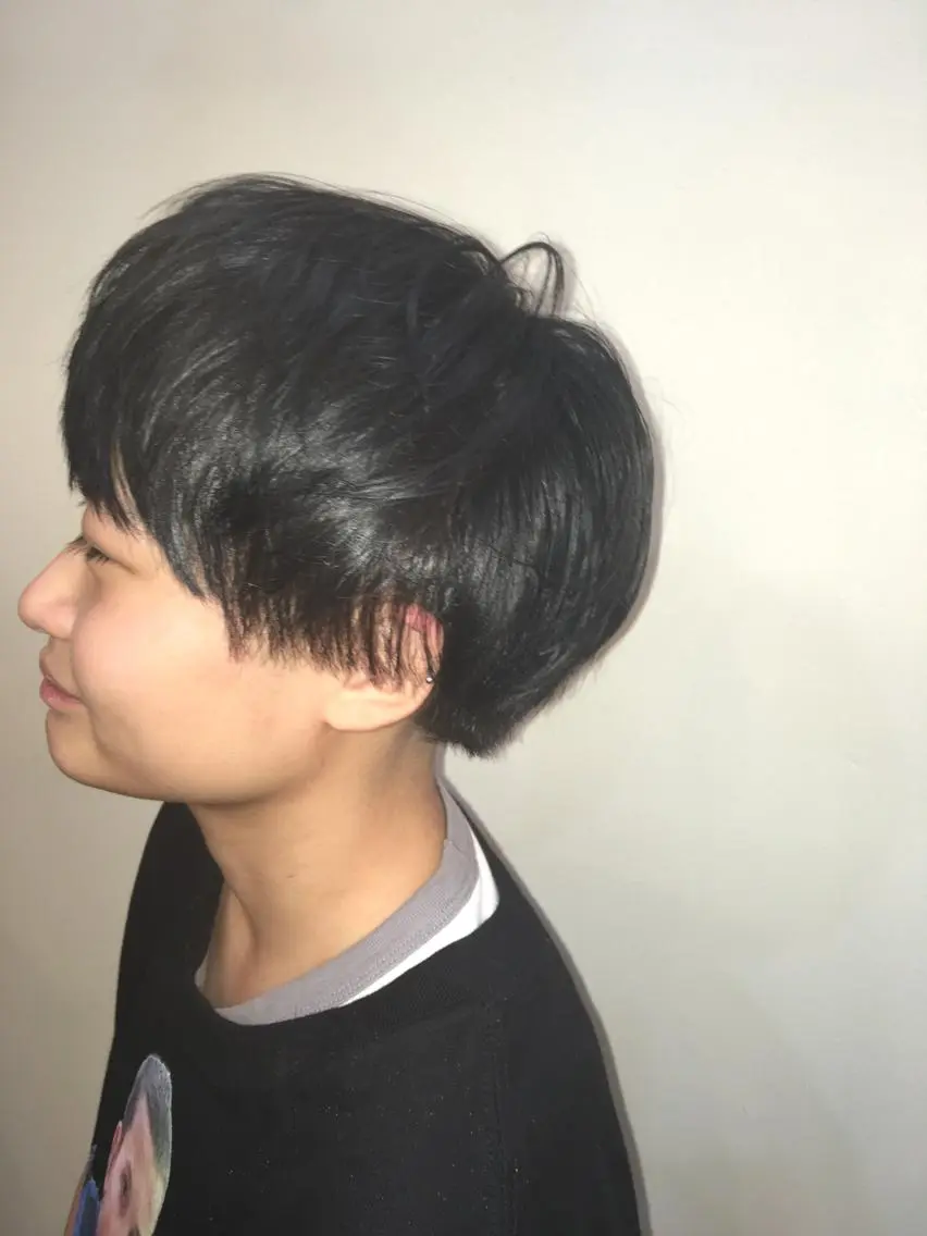 ショート カラー ブリーチ Lagom なかだのヘアスタイル