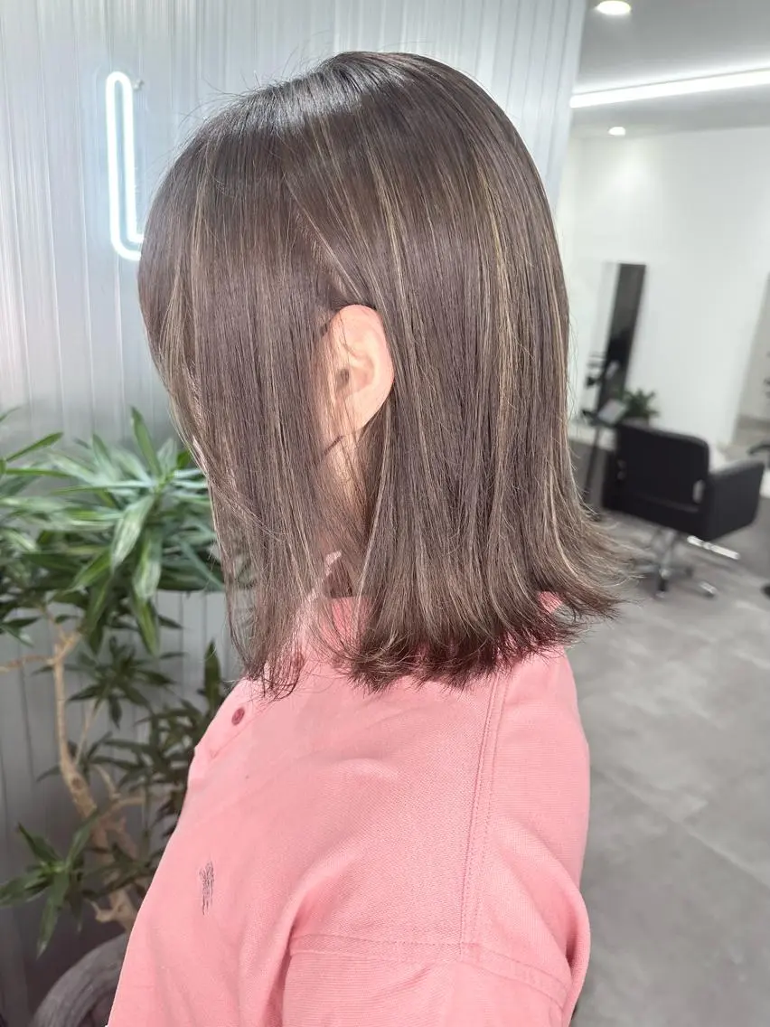 ショート カラー ハイライトカラー ハイライト ヘアカラー LOOP hairのヘアスタイル