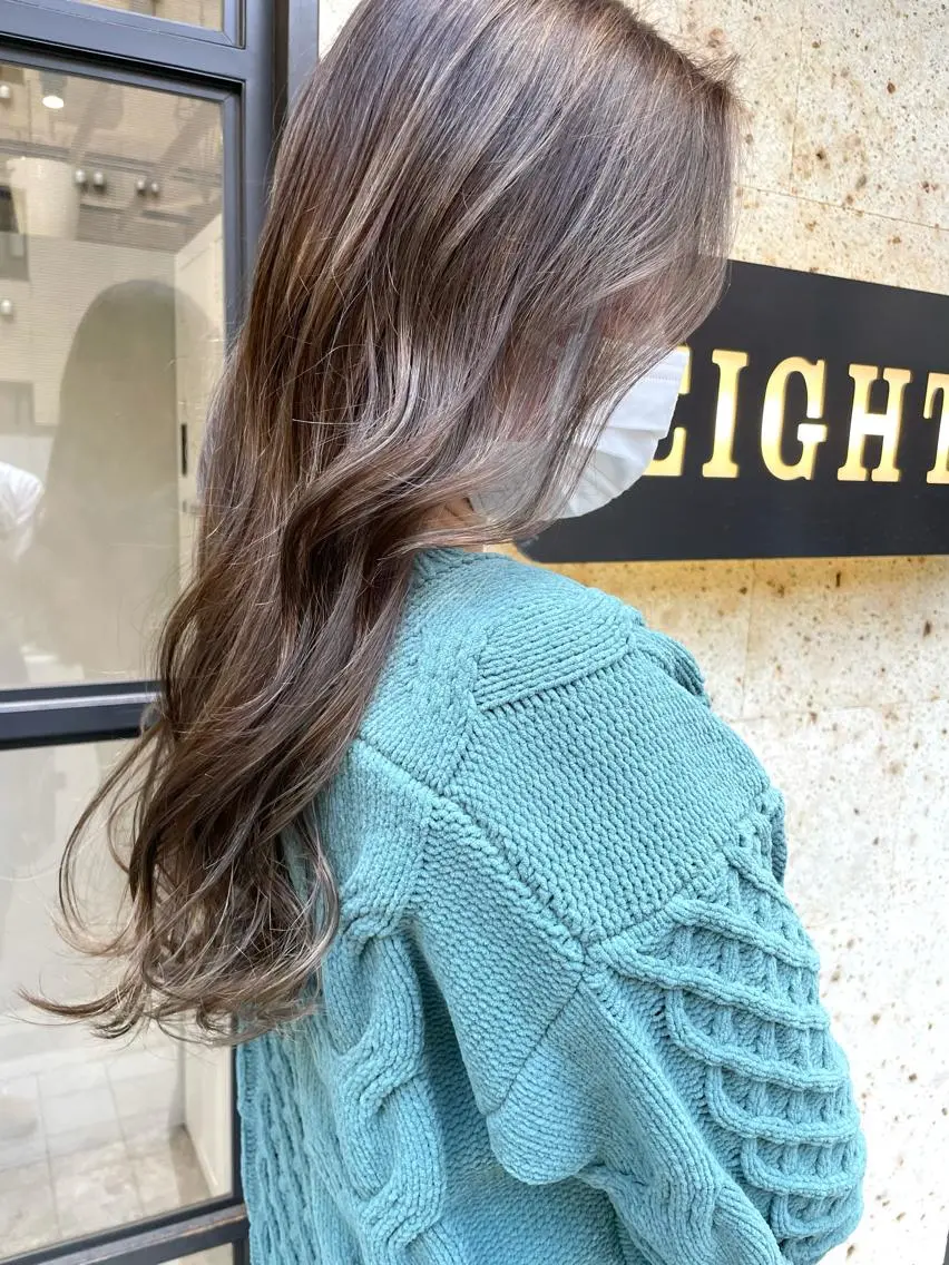 ロング カラー ヘアカラー トリートメント ハイライトが 得意なニキです😊のヘアスタイル