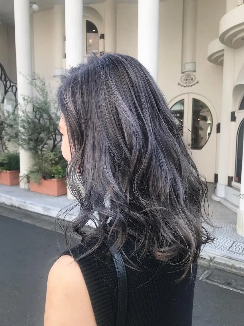 ミディアム カラー 色落ちまでキレイに！ ！女性サロンのヘアスタイル