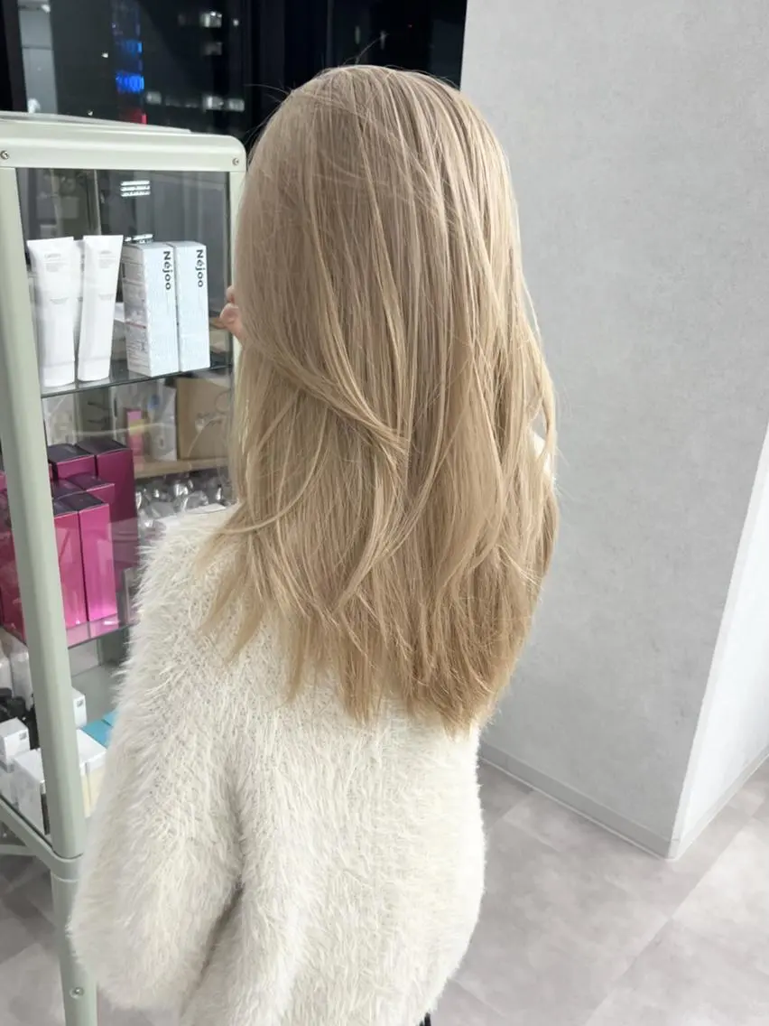ロング カラー ロング 中明度/透明感 🥀那波のヘアスタイル