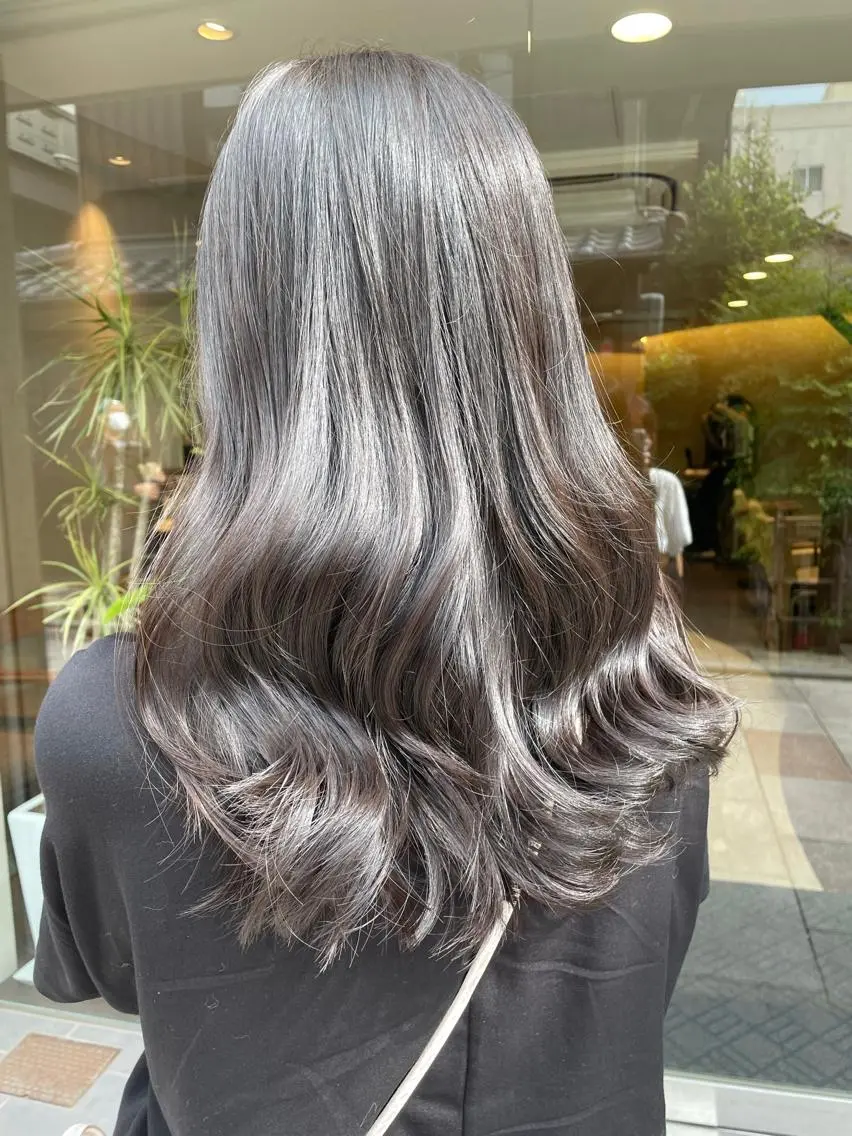 ロング 神谷 亜結美のヘアスタイル