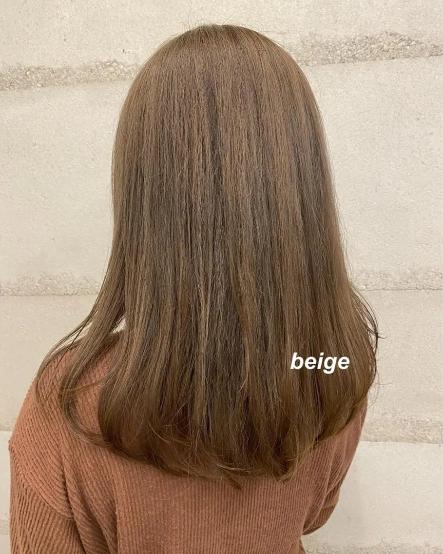 セミロング ナガイ アヤのヘアスタイル
