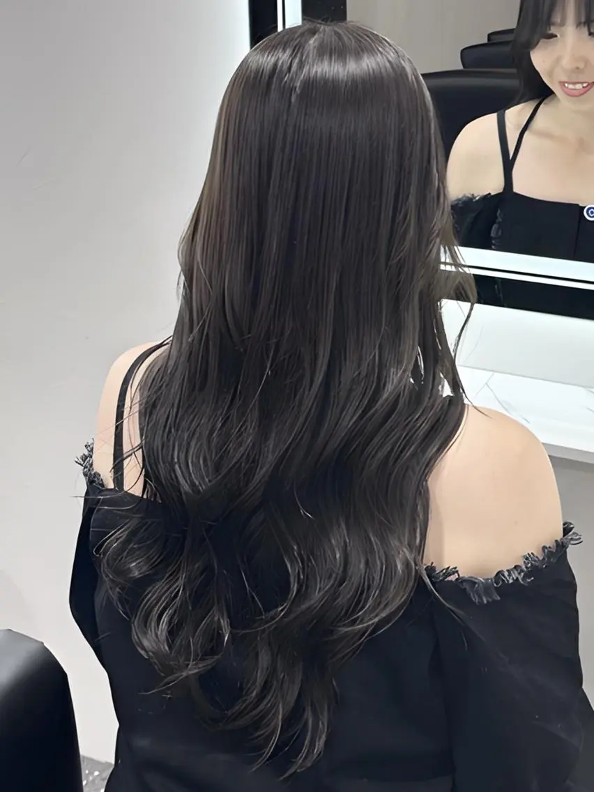 ロング カラー 透明感カラー 韓国風ヘア レイヤーカット ロング トリートメント 要プライベートサロン vert🌿マルイ裏のヘアスタイル