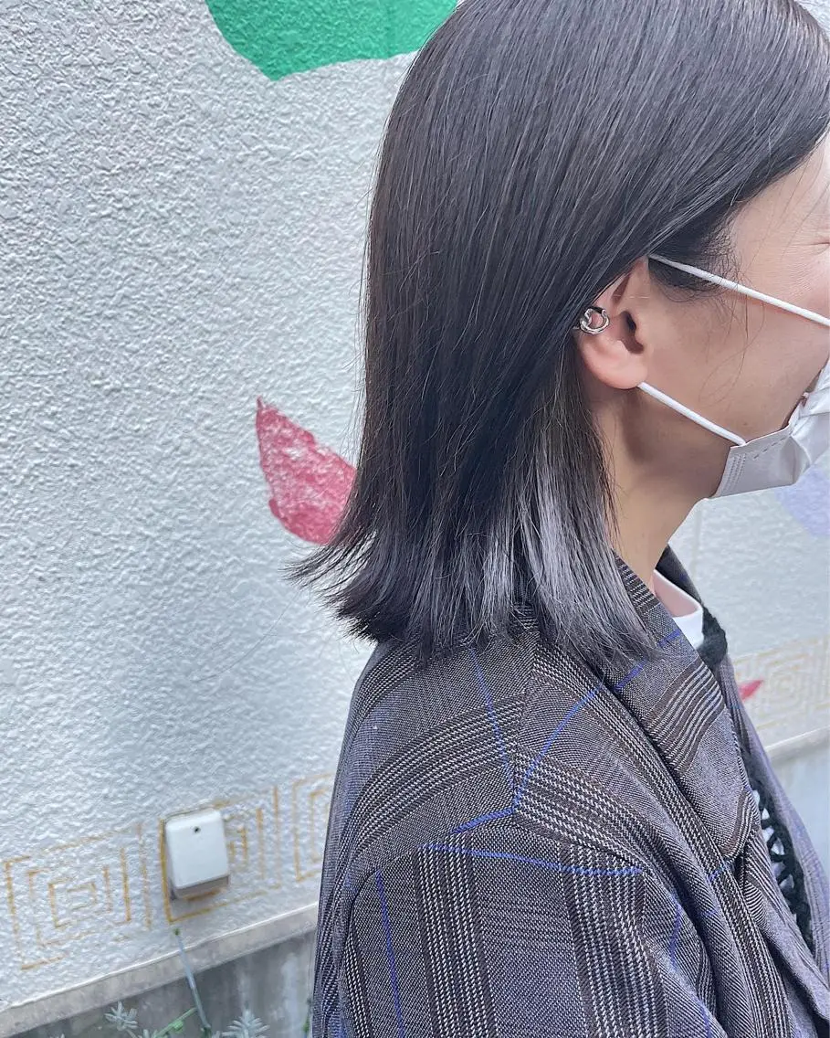 ミディアム アッシュ enne /YUI🥣のヘアスタイル