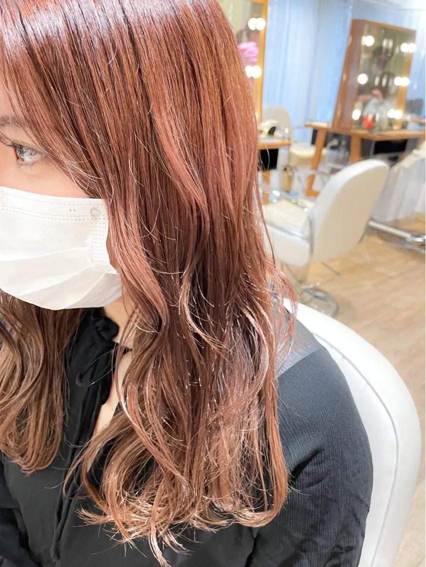 ロング カラー ベージュカラー ハイトーンカラー オレンジ ピンクカラー ピンクベージュ カット ヘアカラー ✨カラー支持No.1 🧸ワキ カナコ🧸のヘアスタイル