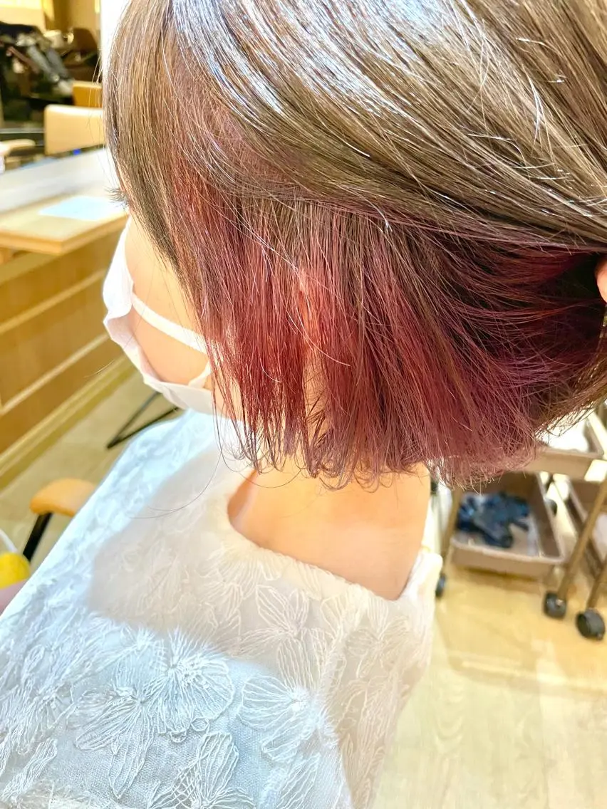 ショート カラー インナーカラー ピンクカラー ✨シルクストレート✨ 美髪髪質改善Yukiのヘアスタイル