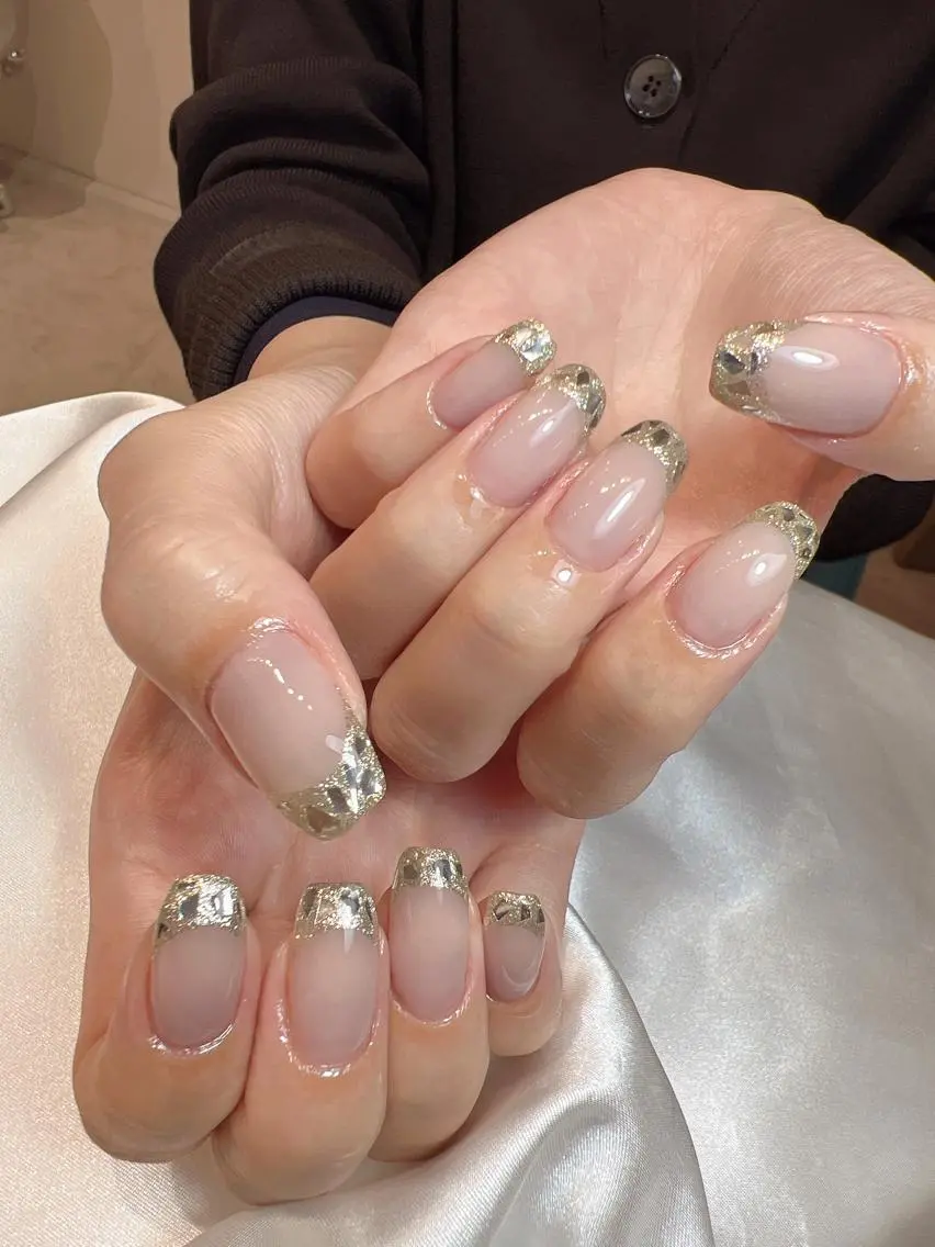 ネイル フレンチネイル ガラスフレンチ ハンドネイル bijou nails　蓮のネイルデザイン