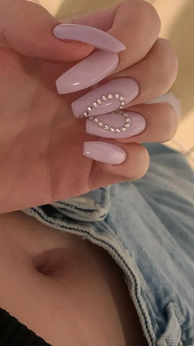 ネイル ストーンネイル ハンドネイル KIRA Nailsのネイルデザイン