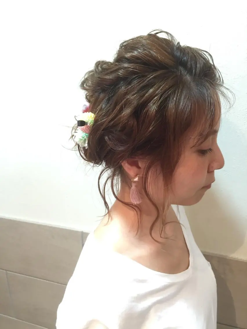 セミロング カラー パーマ ヘアアレンジ おくれ毛 可愛いを作る神 ナオヒロのヘアスタイル