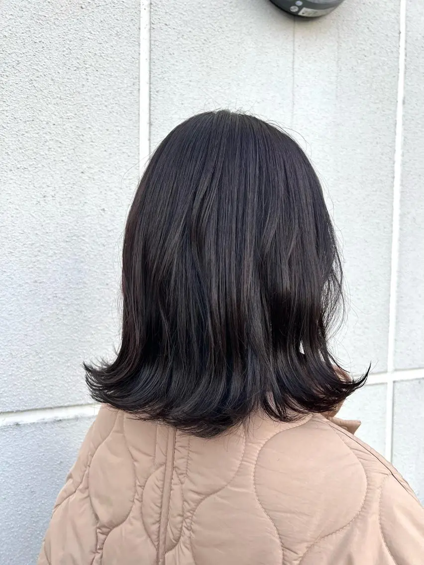 ミディアム カラー カット 松坂 真衣のヘアスタイル