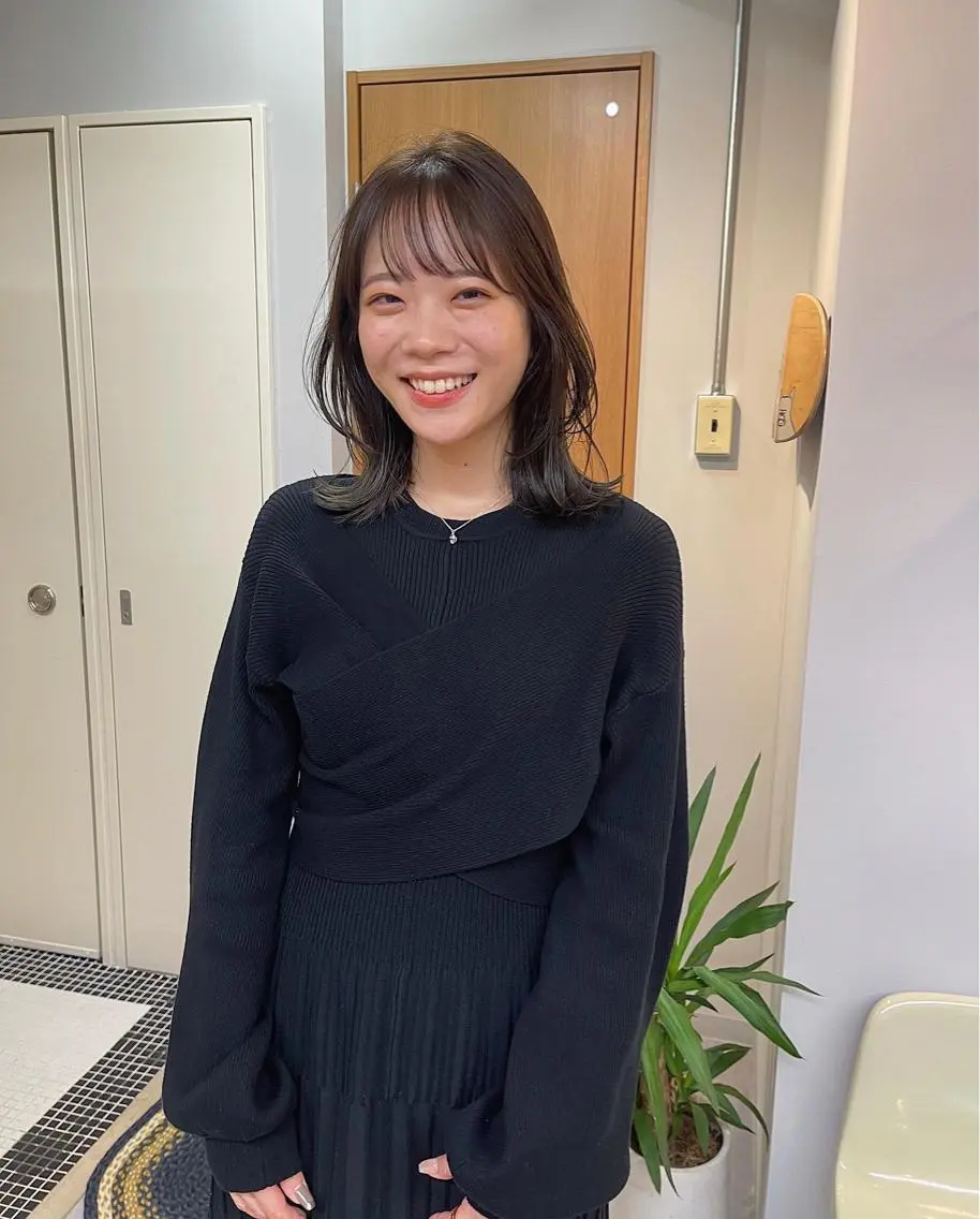 ミディアム レイヤーカット カット ヘアカラー トリートメント 丁寧なカウンセリング 🌿KENTA🌿のヘアスタイル