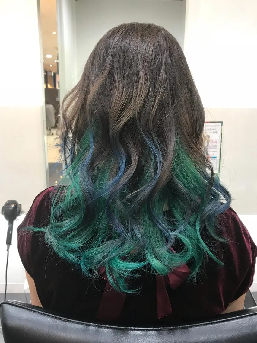 ロング カラー 関口 友行のヘアスタイル
