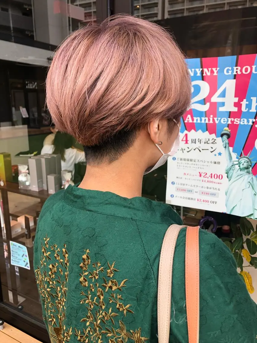 ショート カラー ベージュカラー ピンクカラー ピンクベージュ メンズヘア特化 崎田 成人のヘアスタイル