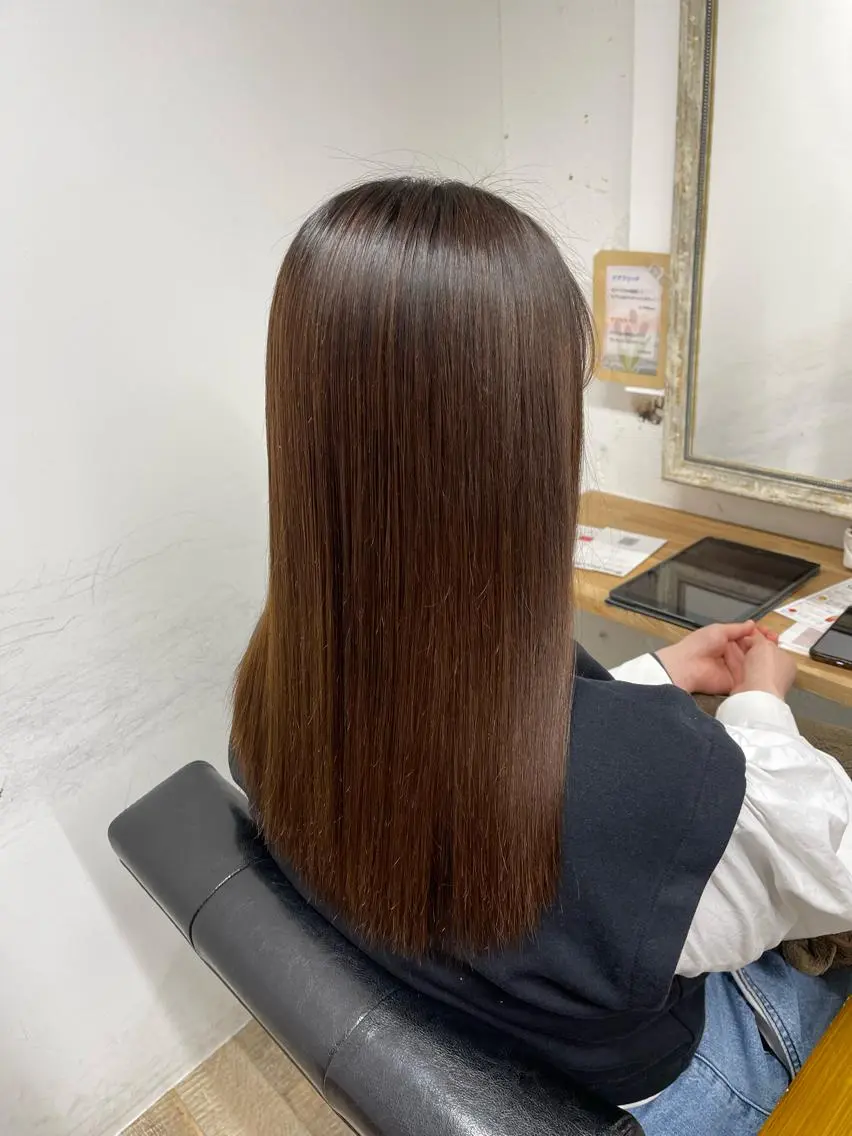 ロング カット 縮毛矯正 かめい りなのヘアスタイル
