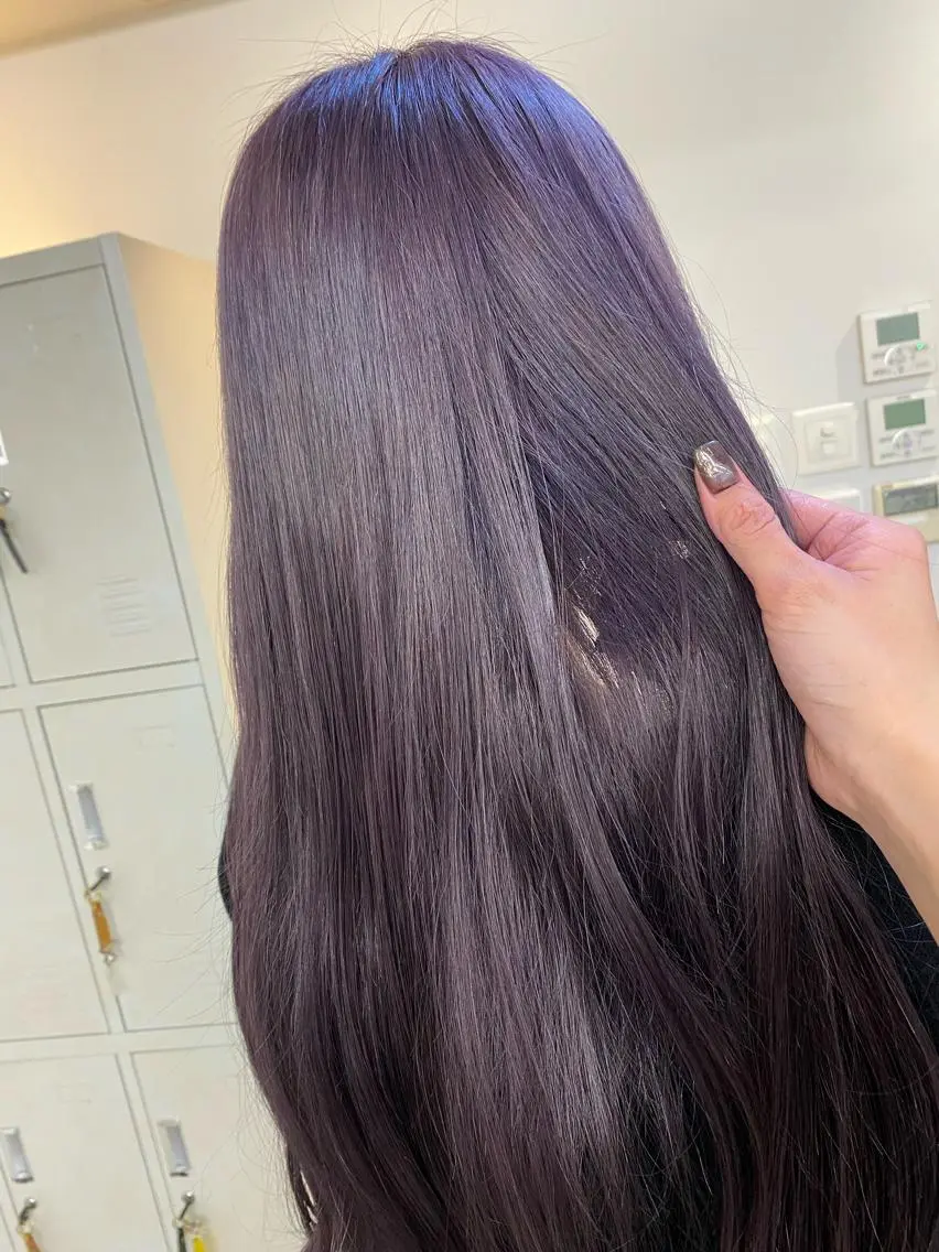 ロング カラー パーマ ヘアアレンジ メンズ キッズ ネイル マツエク・マツパ アイブロウ 透明感カラー パープルカラー パープル 暖色系/透明感 治野心のヘアスタイル