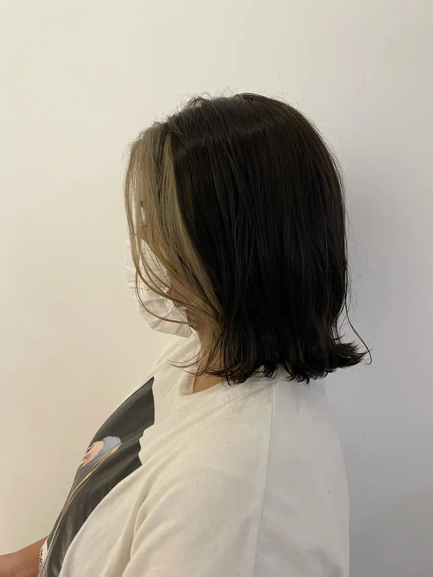 ミディアム カラー ミストバング  フェイスフレーミング 斉藤 瑞恵のヘアスタイル