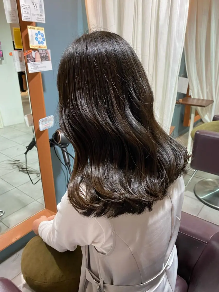 ミディアム カット ヘアカラー トリートメント ノンダメージサロン/ 北川瑞樹のヘアスタイル