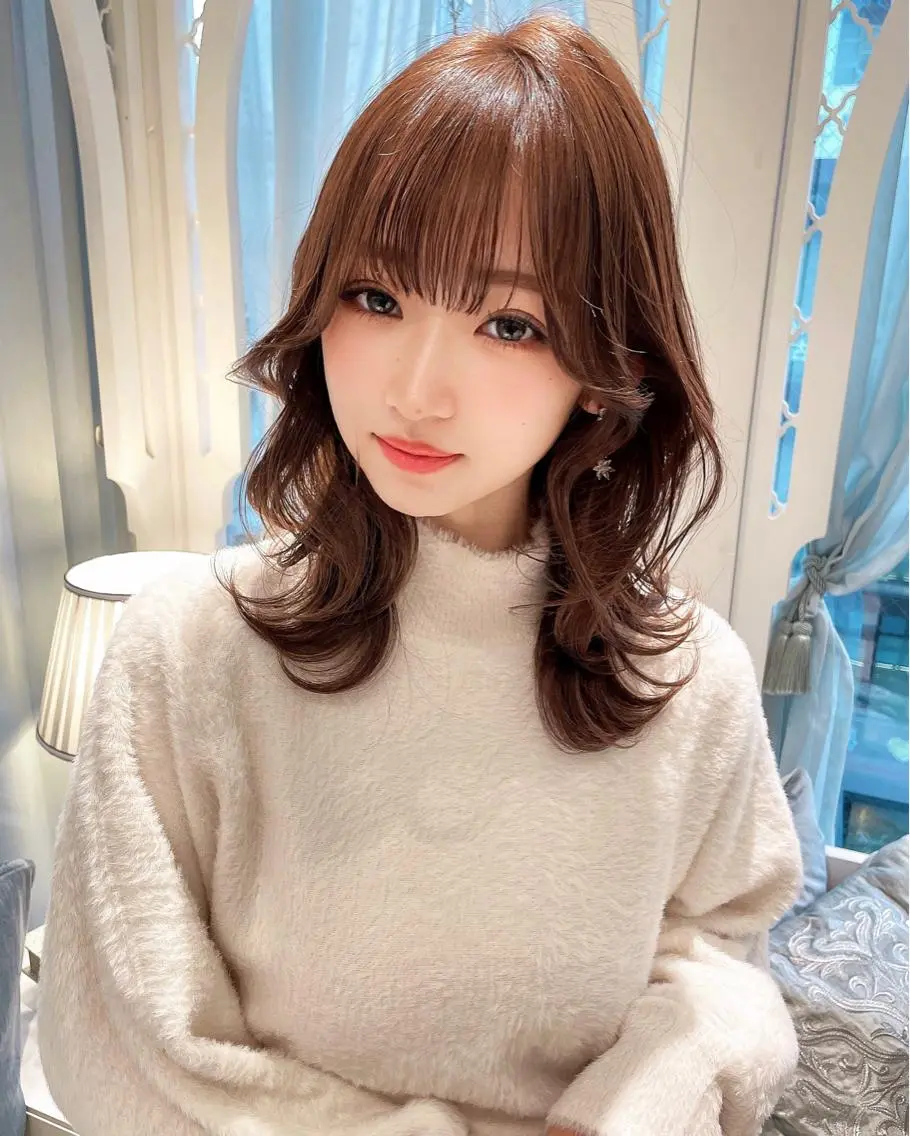 セミロング カラー ベージュカラー 黒髪 ブリーチ ブルーカラー ブルーブラック カット ヘアカラー トリートメント 木屋元一/縮毛矯正 /前髪/レイヤーのヘアスタイル