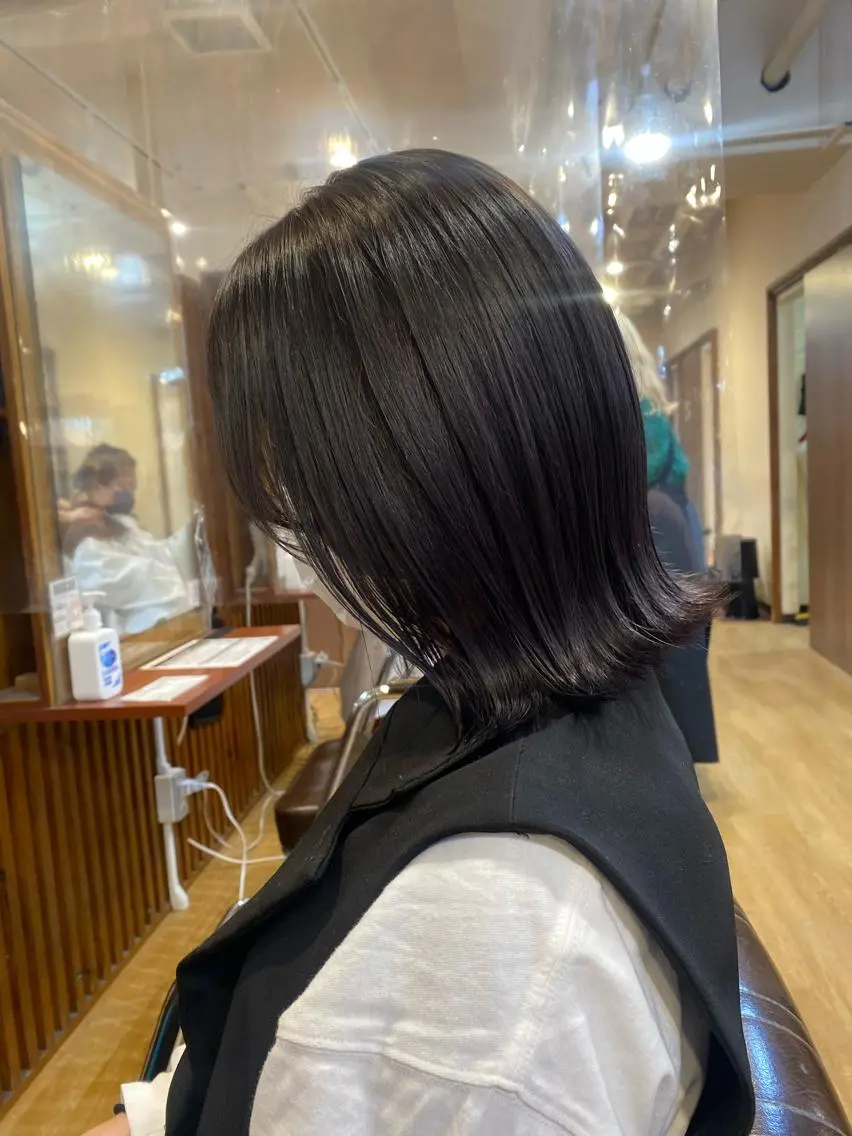 ショート カラー 女性目線でつくる ボブ縮毛矯正のヘアスタイル
