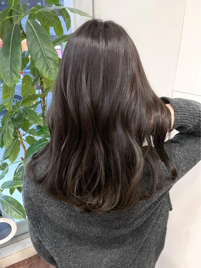 セミロング カラー ブリーチ 透明感カラー ブリーチなしカラー ヘアカラー レイヤーカット/透明 感カラー🩵中村友美のヘアスタイル