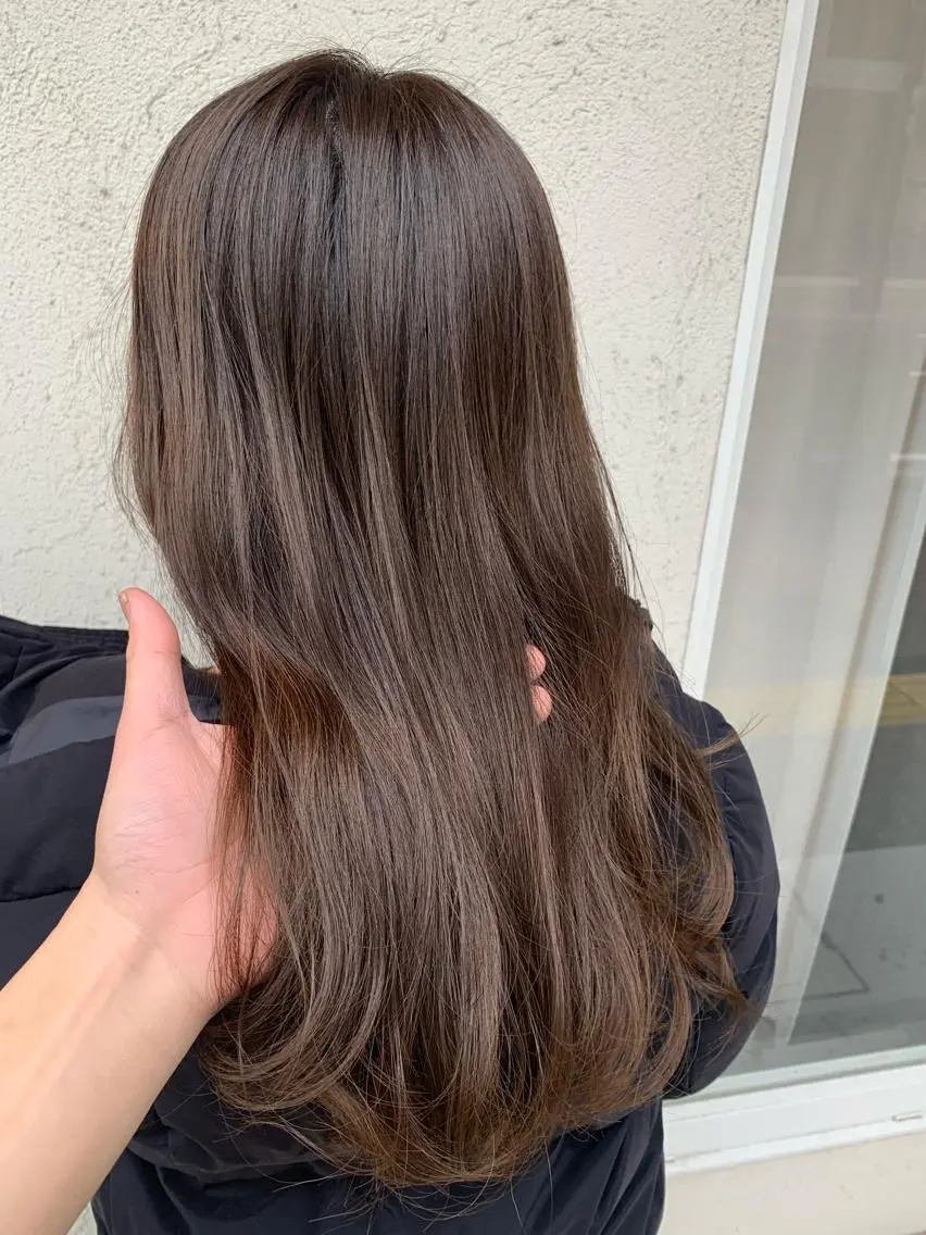 ロング カット ヘアカラー 縮毛矯正 トリートメント SHU NTAのヘアスタイル