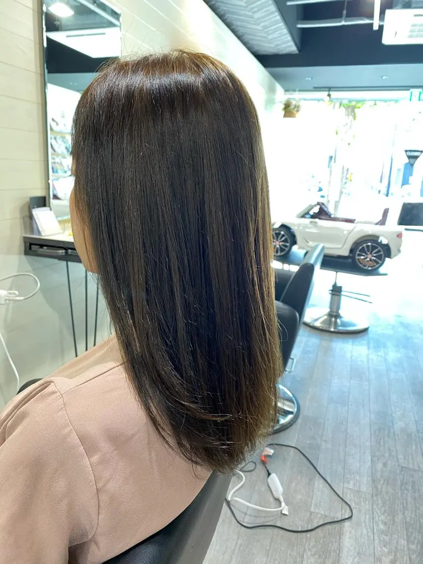 セミロング カラー アディクシーカラー バレイヤージュ ブリーチ ケアブリーチ デザインカラー ヘアカラー 先着1名様限定 カット無料のヘアスタイル