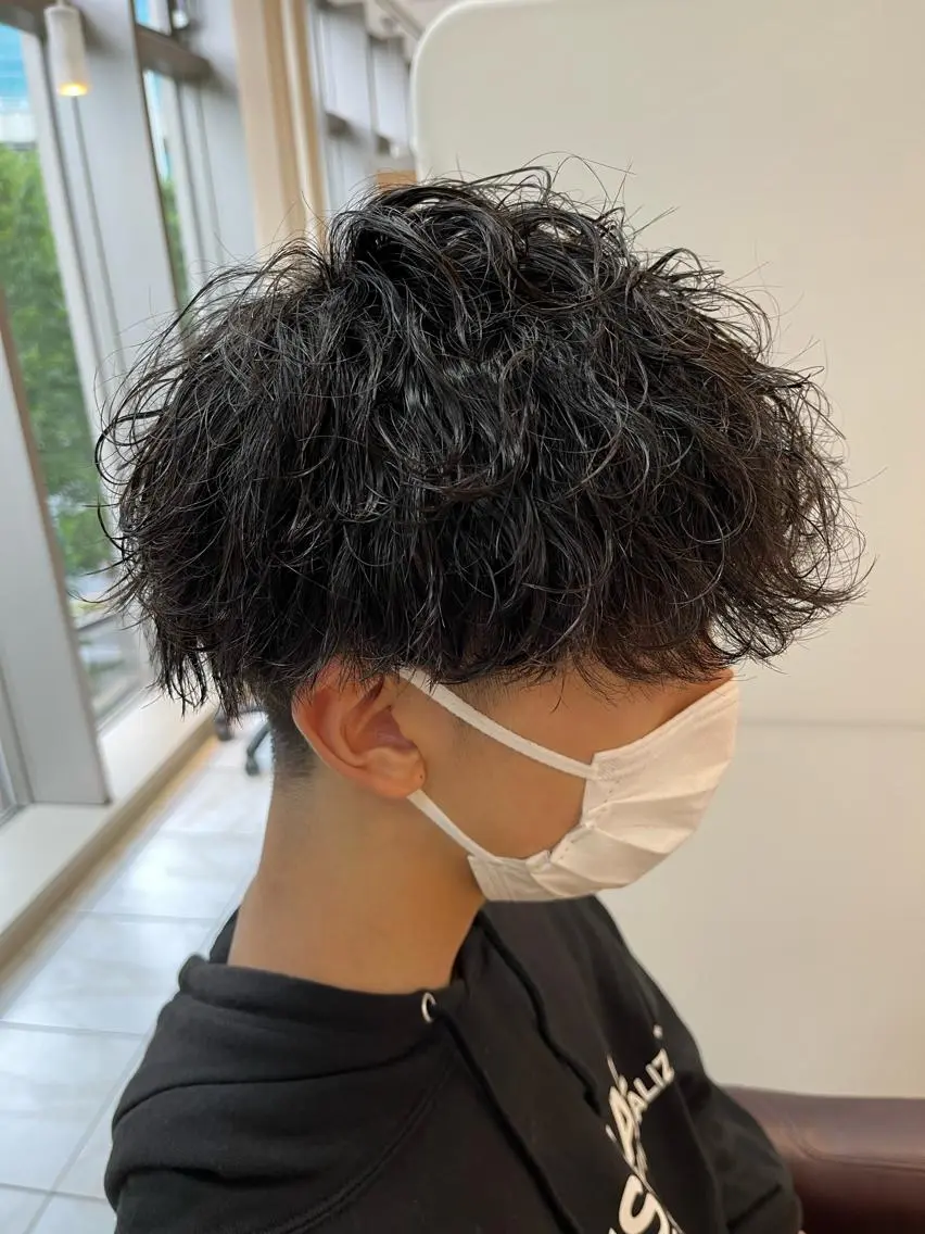 パーマ メンズ メンズパーマ 波巻きパーマ カット パーマ 野々山 直貴のヘアスタイル
