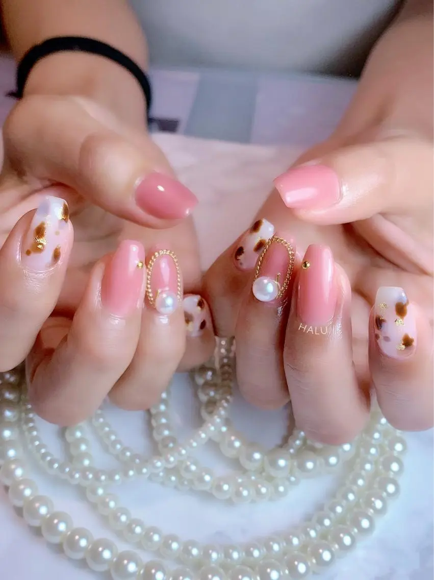 ネイル ニュアンスネイル ピンク HALU ハルのネイルデザイン