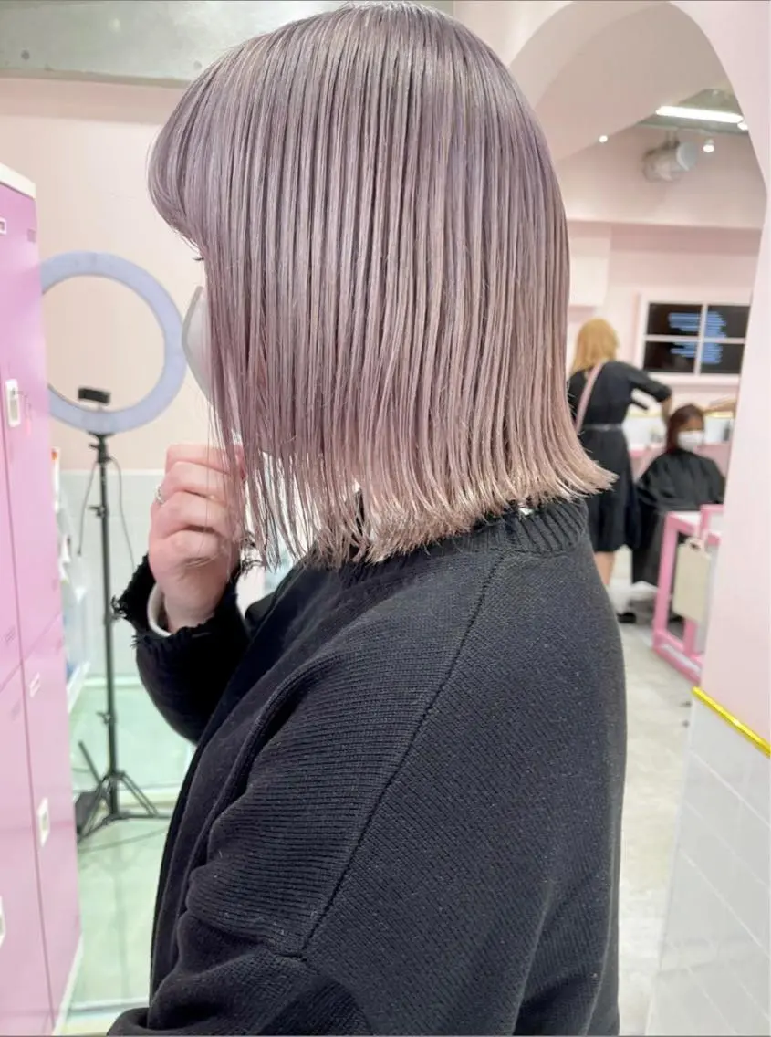 ミディアム カラー ヘアカラー トリートメント 透明感カラー× レイヤーカット✨高梨のヘアスタイル