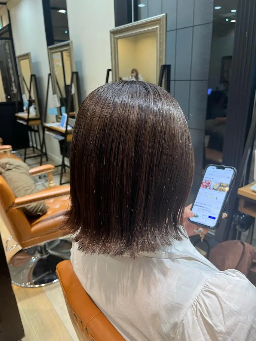 カラー ベージュカラー 透明感カラー オリーブベージュ KOKORO 中村 朱里のヘアスタイル