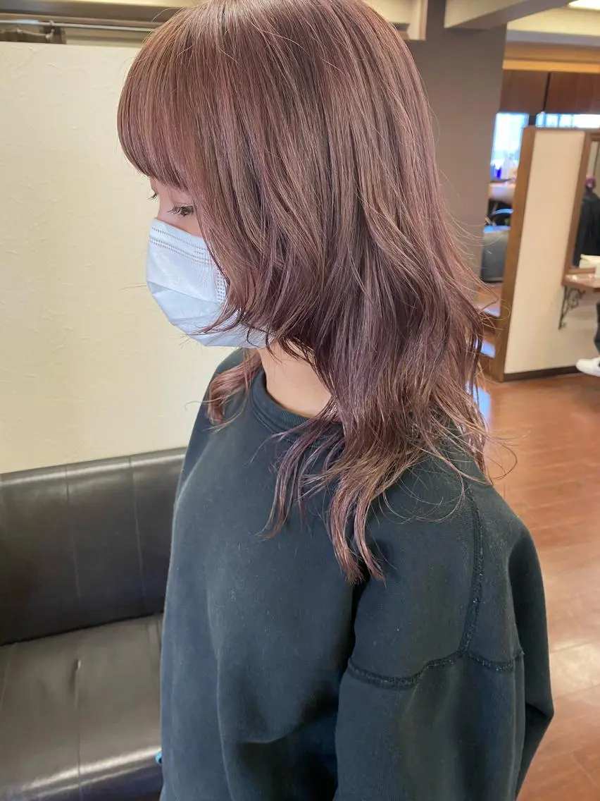 ミディアム カラー ベージュカラー ブリーチ ピンクカラー ピンクベージュ ヘアカラー トリートメント せこぐち まいのヘアスタイル