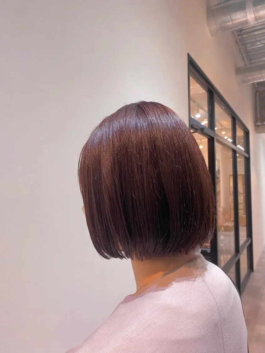 ミディアム カラー ワンレンボブ ミディアムパーマ バレイヤージュ ベージュカラー ブリーチ カット ヘアカラー トリートメント ♡オシャ髪♡AI ✂️newi町田のヘアスタイル