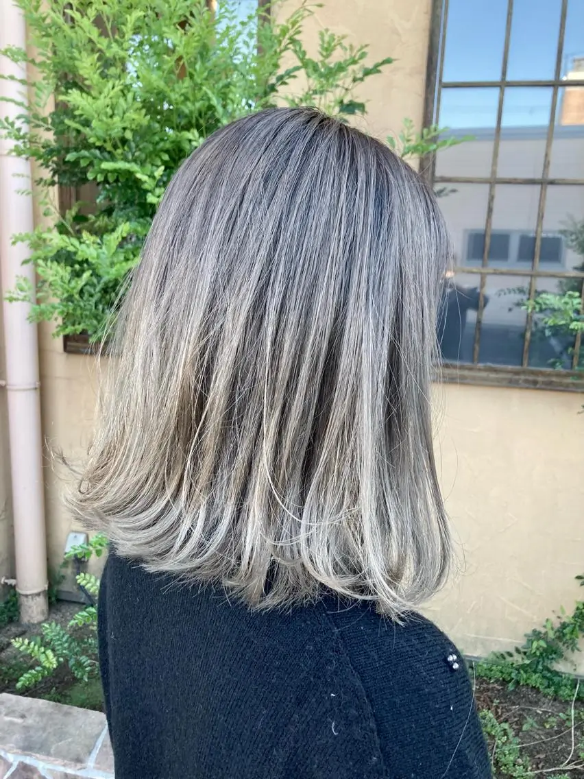 カラー WEST✂︎AKI HIRO✂︎大和高田のヘアスタイル