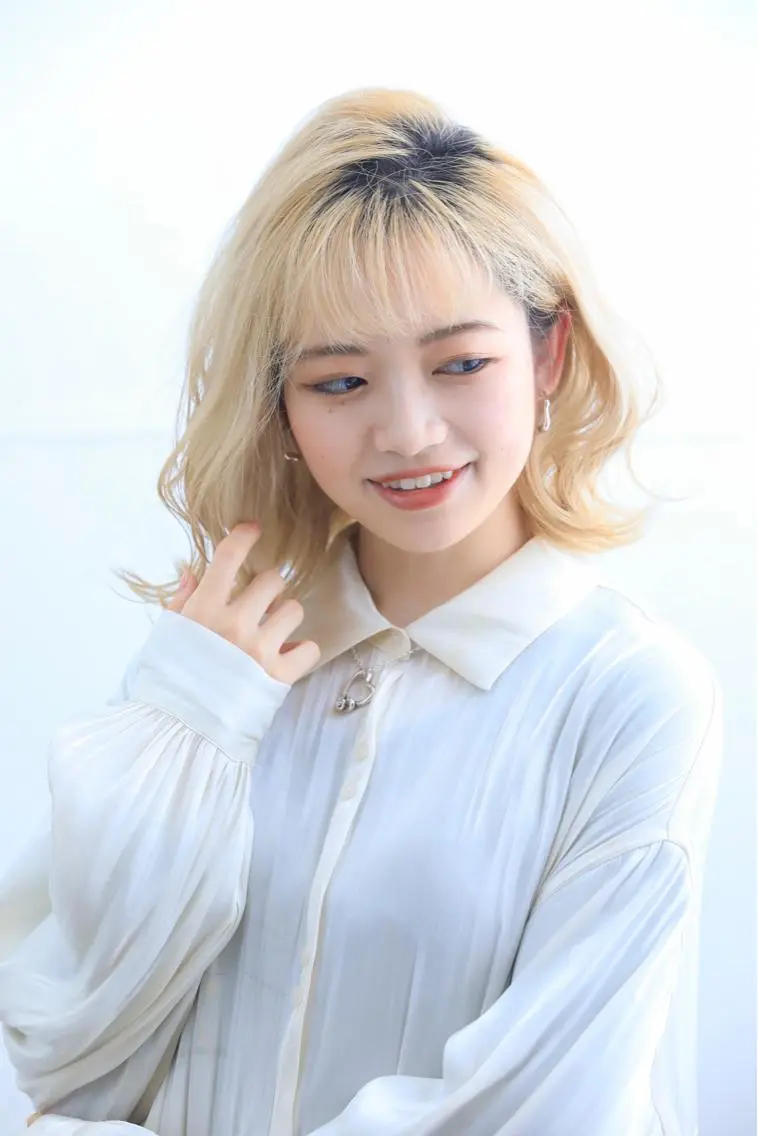 ミディアム 勝沼 佑季のヘアスタイル