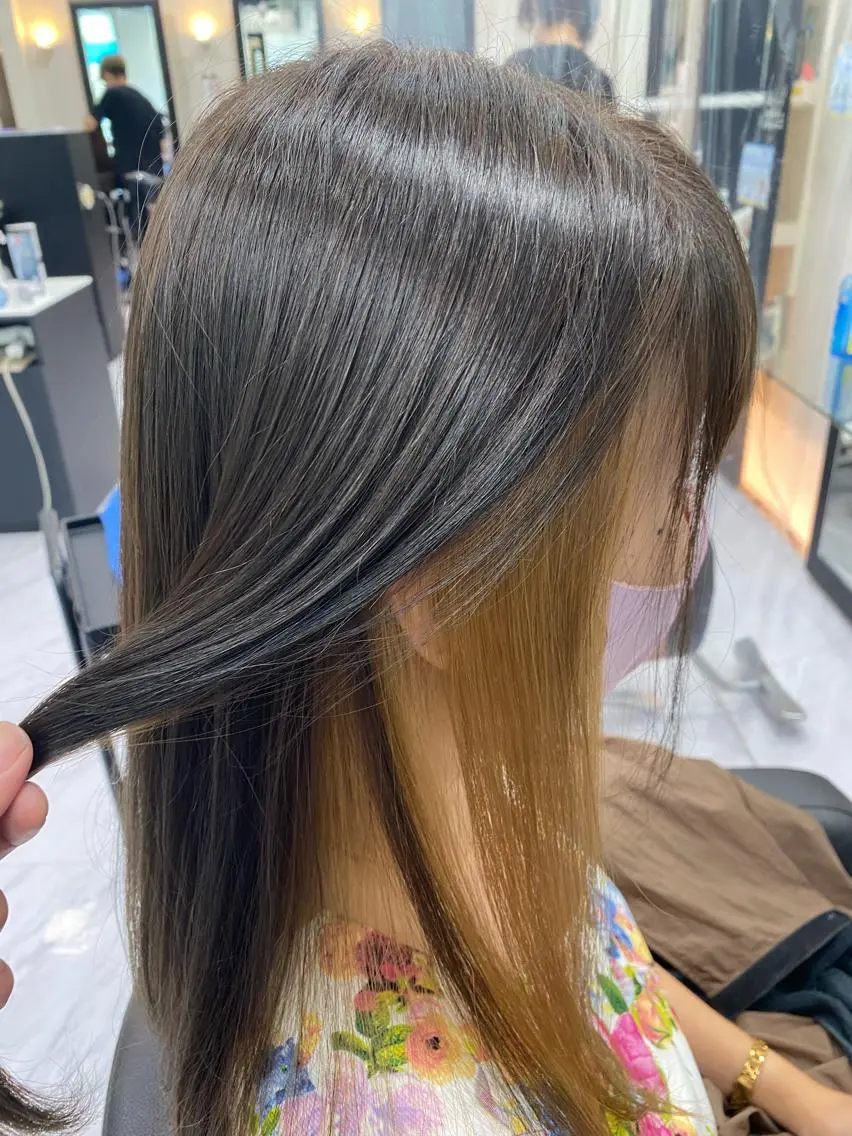 カラー Luce 杉本のヘアスタイル