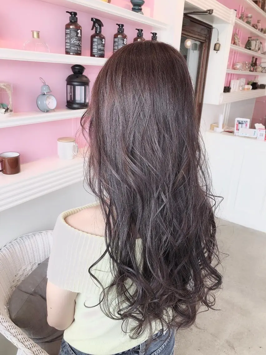 ロング カラー アディクシーカラー シルバー カット ヘアカラー トリートメント 浦山 和之のヘアスタイル