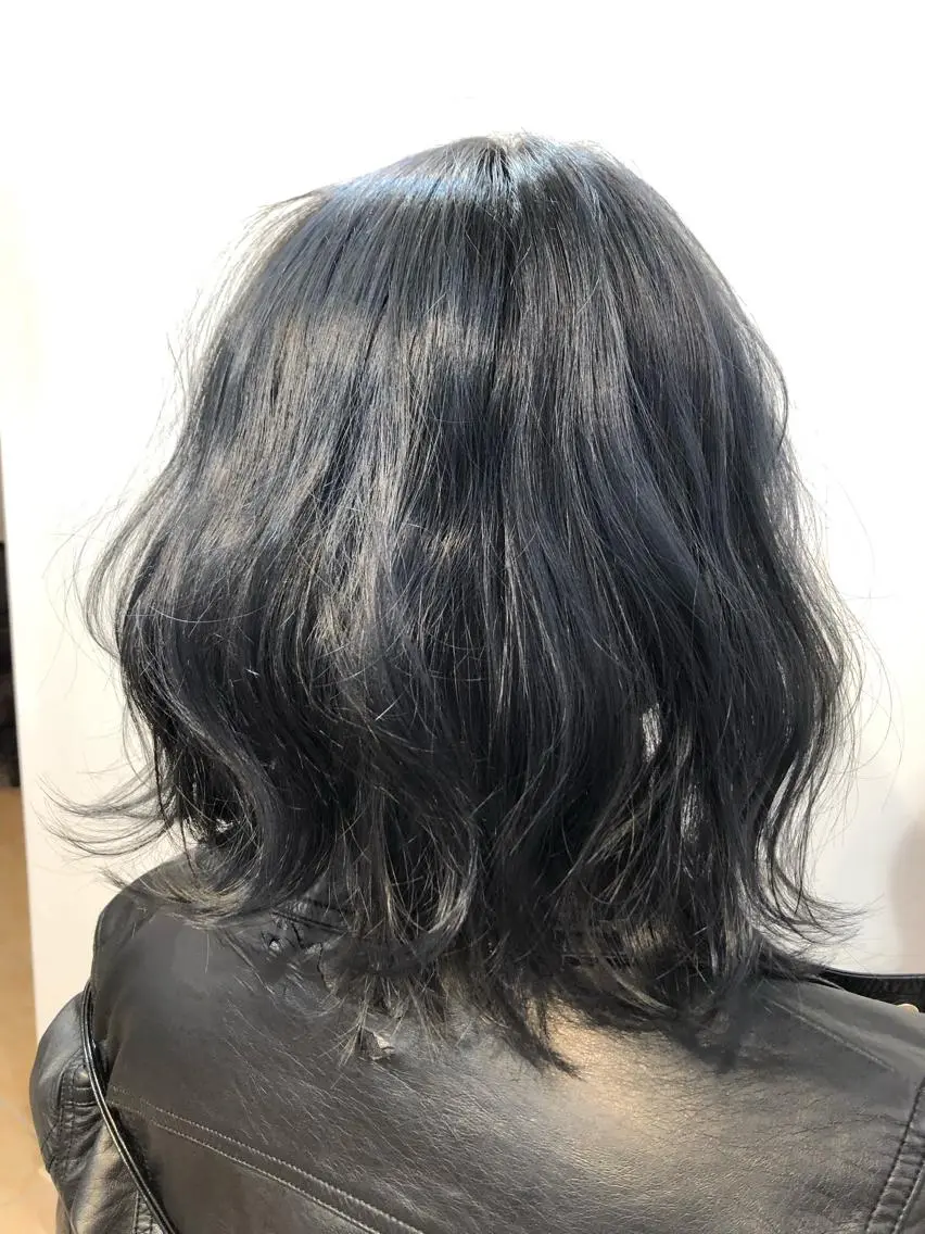 ミディアム 松田 真央のヘアスタイル