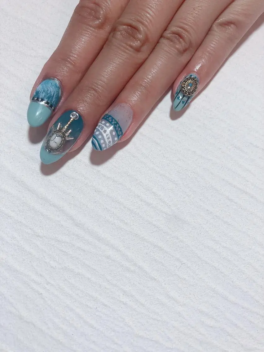 ロング Blowe ニュアンスのネイルデザイン