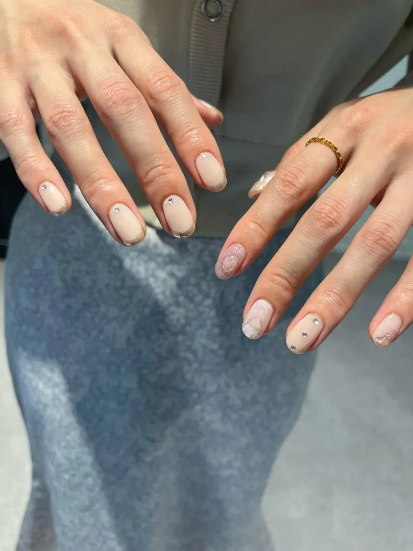 ネイル フレンチネイル ミラーネイル nail* runa🌻のネイルデザイン