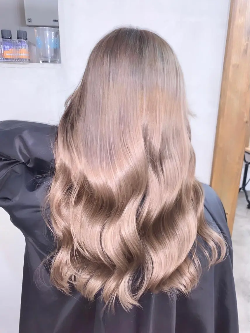 ロング カラー ヘアアレンジ ネイル マツエク・マツパ ブラウンカラー カラーマツエク ヨシンモリ ブラウン カット ヘアカラー トリートメント ブリーチ特化 / share 元太のヘアスタイル