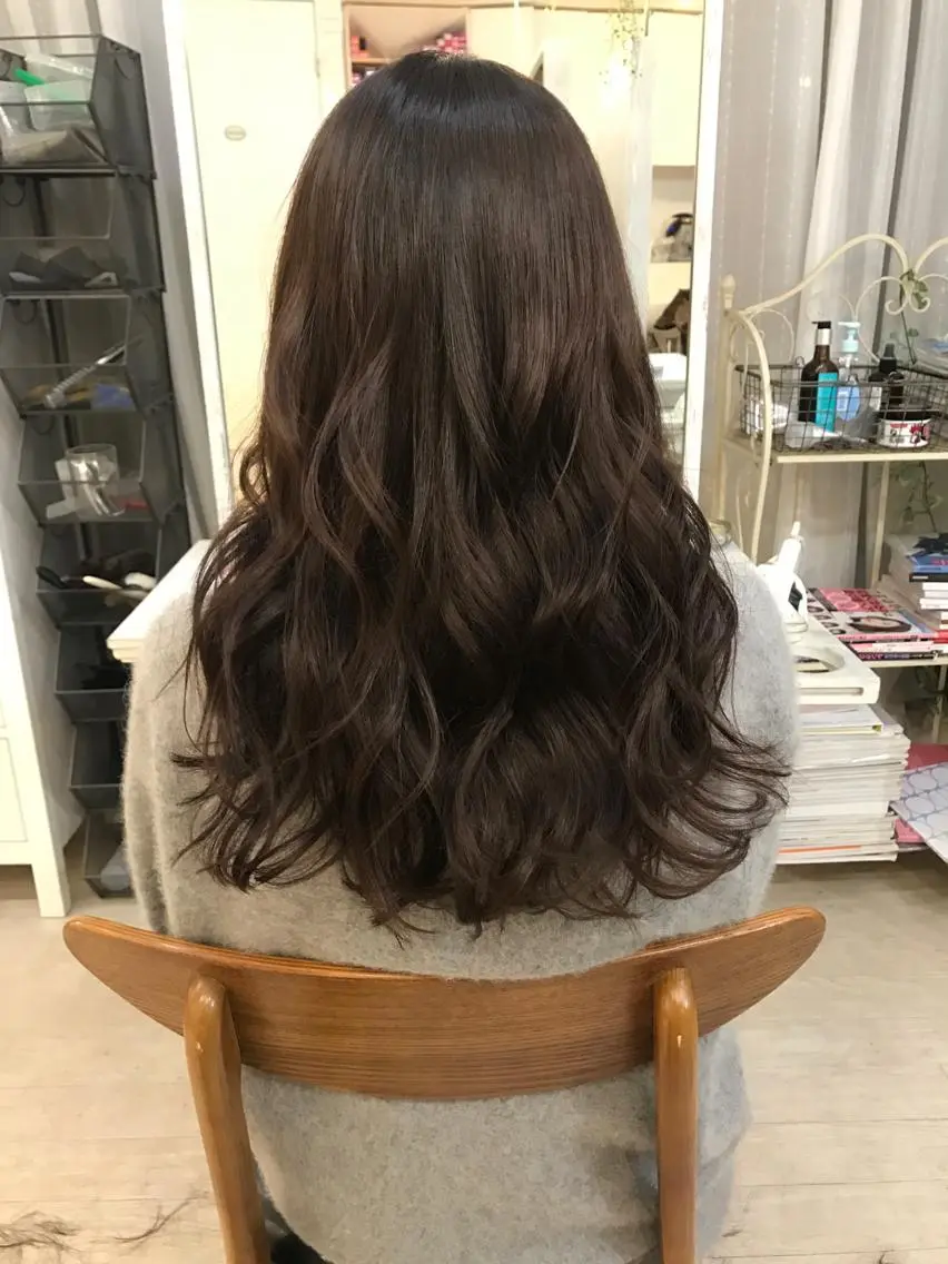 ロング ハイライト エクステ(レミー毛) NINEのヘアスタイル