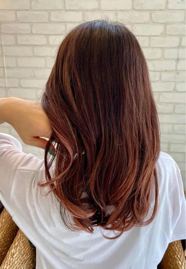 セミロング ヘアカラー トリートメント 浅川 実行のヘアスタイル