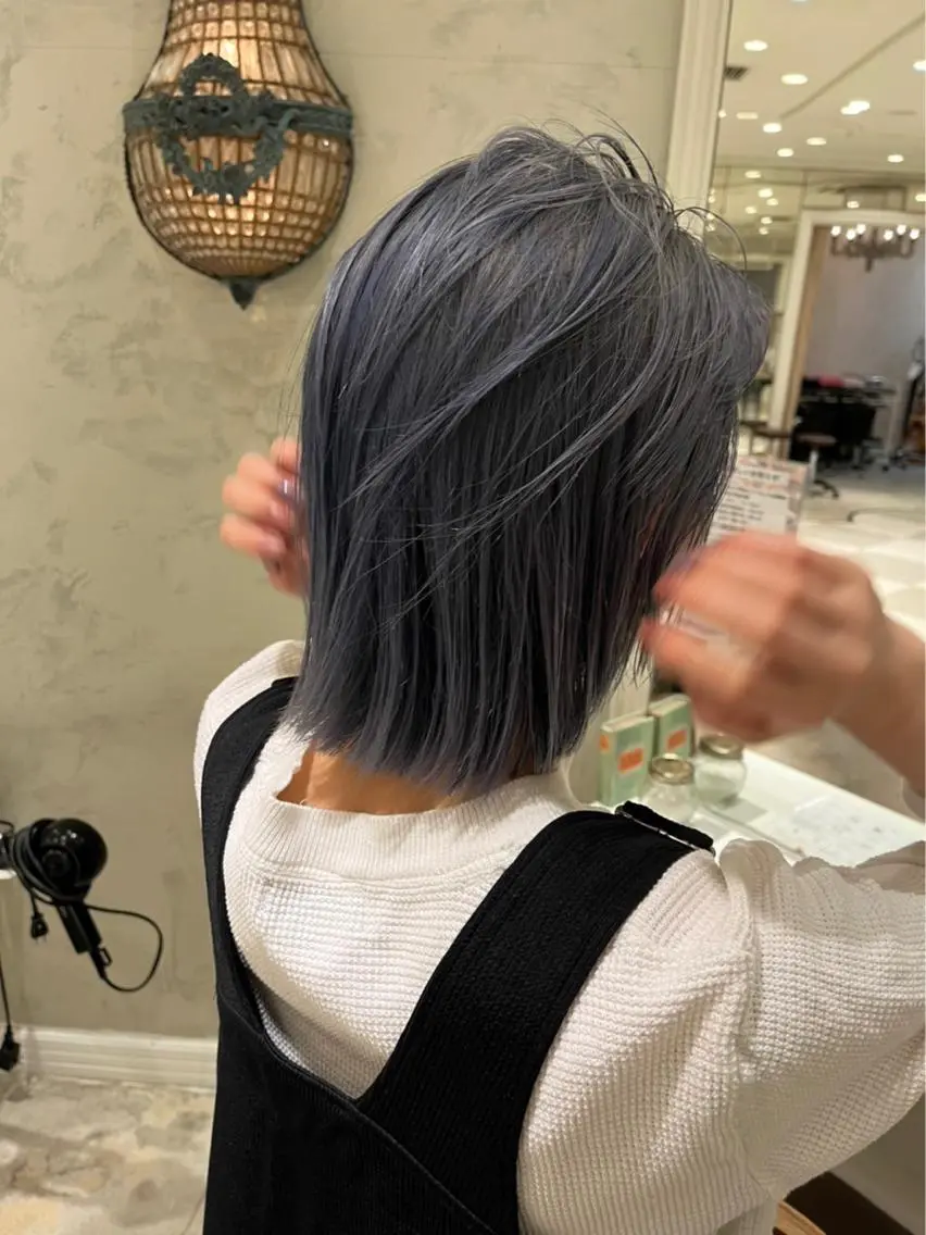 ミディアム カラー Takahashi Yuriのヘアスタイル